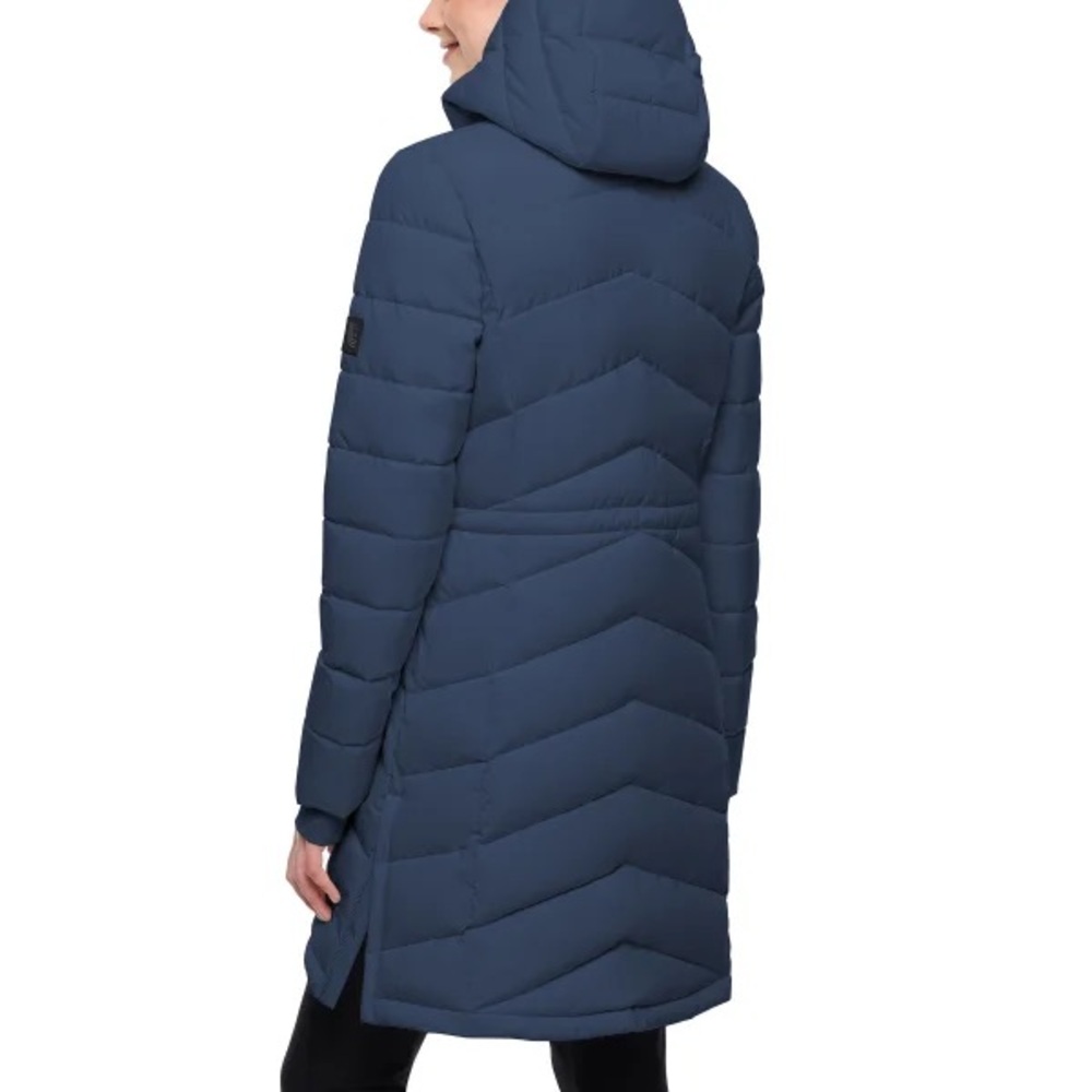Lolë - Women's Long Packable Puffer Jacket - Picture 10 of 12